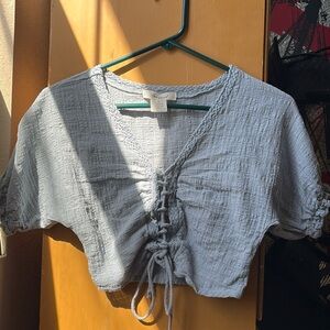 Small baby blue crop top